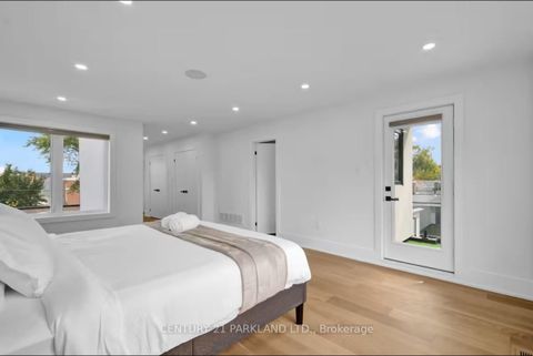 Photo 22 at 978 Carlaw Avenue, Broadview North, Toronto