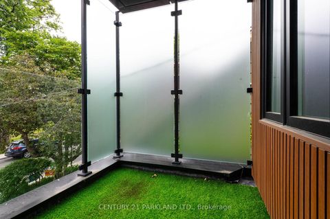 Photo 30 at 978 Carlaw Avenue, Broadview North, Toronto