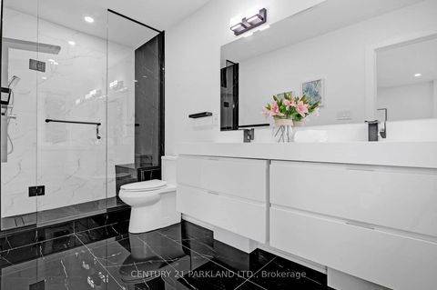 Photo 32 at 978 Carlaw Avenue, Broadview North, Toronto