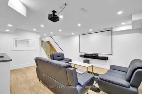 Photo 36 at 978 Carlaw Avenue, Broadview North, Toronto