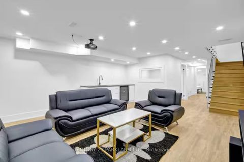 Photo 37 at 978 Carlaw Avenue, Broadview North, Toronto