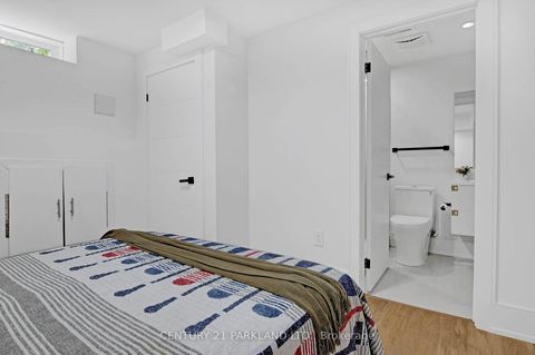 Photo 38 at 978 Carlaw Avenue, Broadview North, Toronto