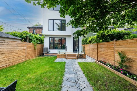 Photo 40 at 978 Carlaw Avenue, Broadview North, Toronto