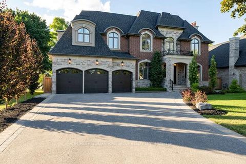 Photo 1 at 82 Elizabeth Grove, King City, King