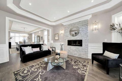 Photo 8 at 82 Elizabeth Grove, King City, King