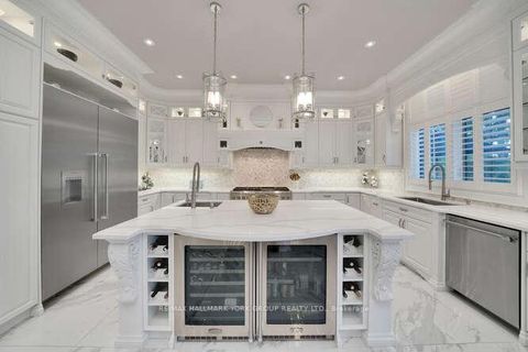 Photo 13 at 82 Elizabeth Grove, King City, King