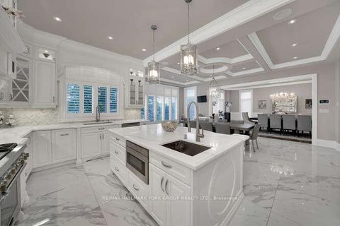 Photo 17 at 82 Elizabeth Grove, King City, King