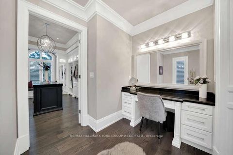 Photo 25 at 82 Elizabeth Grove, King City, King