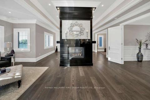 Photo 28 at 82 Elizabeth Grove, King City, King