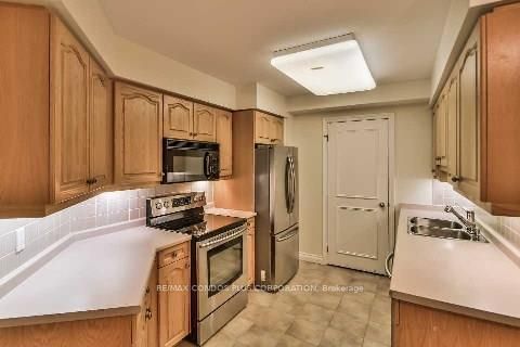 Photo 8 at 4405 - 1 Palace Pier Court, Mimico, Toronto