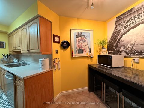 Photo 9 at 4405 - 1 Palace Pier Court, Mimico, Toronto