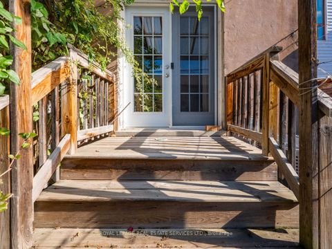 Photo 30 at 94 Montrose Avenue, Bellwoods, Toronto