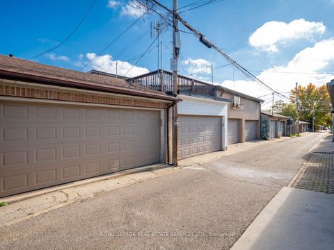 Photo 34 at 94 Montrose Avenue, Bellwoods, Toronto