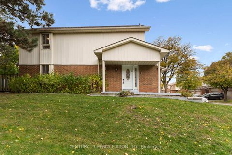 Photo 3 at 1 - 34 Dundalk Drive, Dorset Park, Toronto