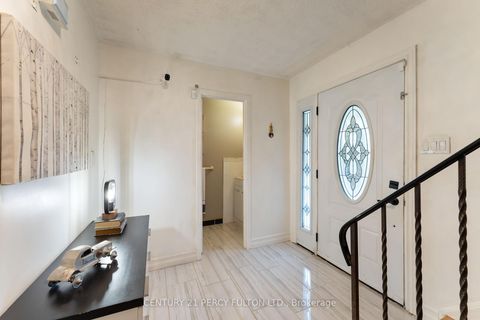 Photo 6 at 1 - 34 Dundalk Drive, Dorset Park, Toronto