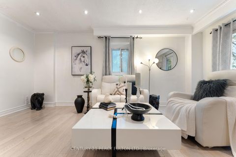 Photo 8 at 1 - 34 Dundalk Drive, Dorset Park, Toronto