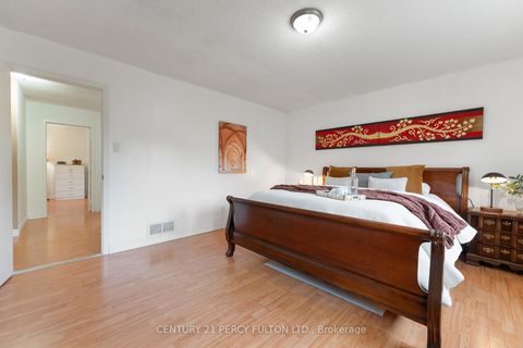 Photo 22 at 1 - 34 Dundalk Drive, Dorset Park, Toronto