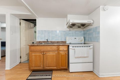 Photo 30 at 1 - 34 Dundalk Drive, Dorset Park, Toronto