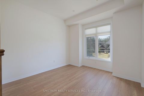 Photo 15 at BLK 7-04 -176 De La Roche Drive, Vellore Village, Vaughan