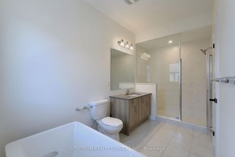 Photo 24 at BLK 7-04 -176 De La Roche Drive, Vellore Village, Vaughan