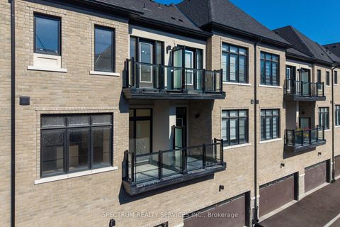 Photo 12 at BLK 3-05 -74 De La Roche Drive, Vellore Village, Vaughan