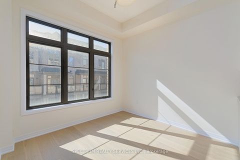 Photo 16 at BLK 3-05 -74 De La Roche Drive, Vellore Village, Vaughan