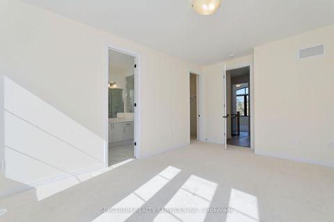 Photo 26 at BLK 3-05 -74 De La Roche Drive, Vellore Village, Vaughan