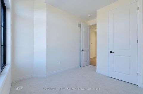 Photo 31 at BLK 3-05 -74 De La Roche Drive, Vellore Village, Vaughan