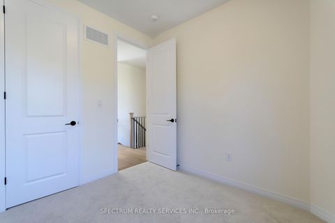 Photo 33 at BLK 3-05 -74 De La Roche Drive, Vellore Village, Vaughan