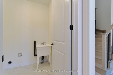 Photo 38 at BLK 3-05 -74 De La Roche Drive, Vellore Village, Vaughan