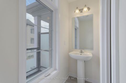 Photo 16 at BLK 16-03 -15 Archambault way, Vellore Village, Vaughan