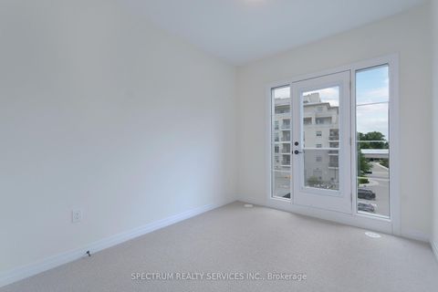 Photo 21 at BLK 16-03 -15 Archambault way, Vellore Village, Vaughan