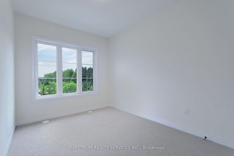 Photo 25 at BLK 16-03 -15 Archambault way, Vellore Village, Vaughan