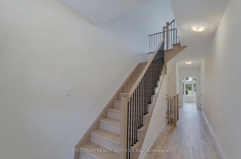 Photo 28 at BLK 16-03 -15 Archambault way, Vellore Village, Vaughan