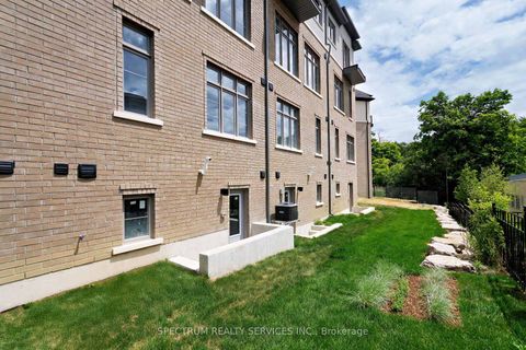 Photo 41 at BLK 16-03 -15 Archambault way, Vellore Village, Vaughan