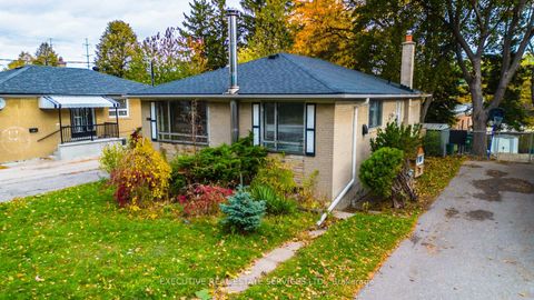 Photo 1 at 139 Pandora Circle, Woburn, Toronto