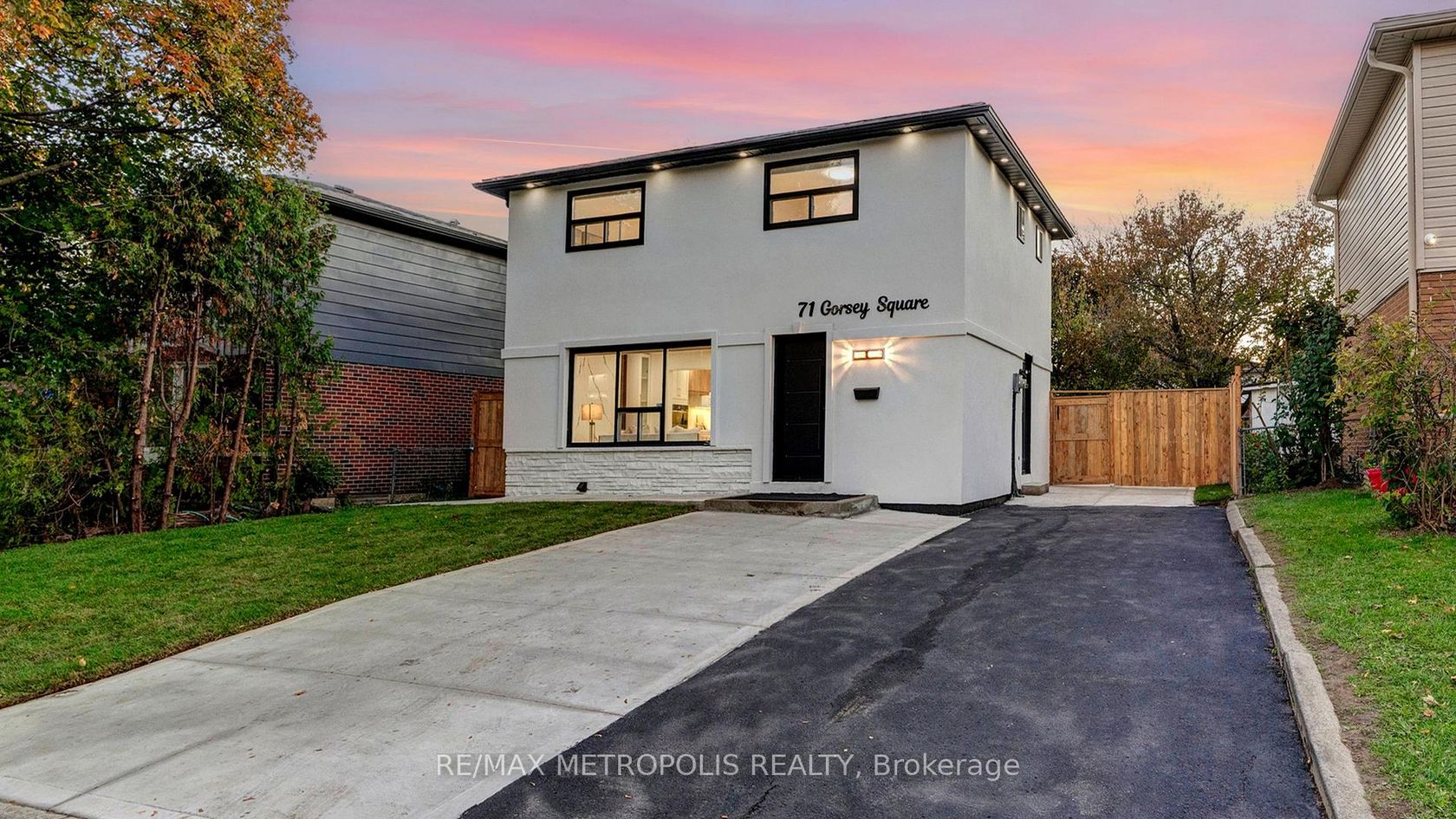 71 Gorsey Square, Malvern, Toronto by Loree Meneguzzi Real Estate 71 Gorsey Square, Malvern, Toronto