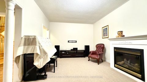 Photo 8 at 88 Gracedale Drive, Westbrook, Richmond Hill