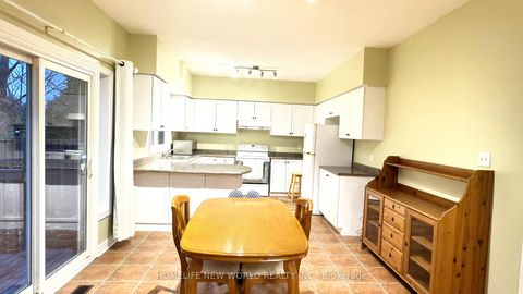 Photo 9 at 88 Gracedale Drive, Westbrook, Richmond Hill