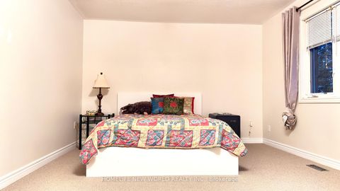 Photo 14 at 88 Gracedale Drive, Westbrook, Richmond Hill