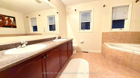 Photo 15 at 88 Gracedale Drive, Westbrook, Richmond Hill