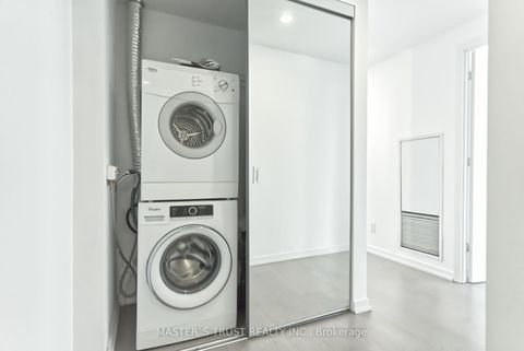 Photo 8 at 2511 - 101 Peter Street, Waterfront Communities C1, Toronto