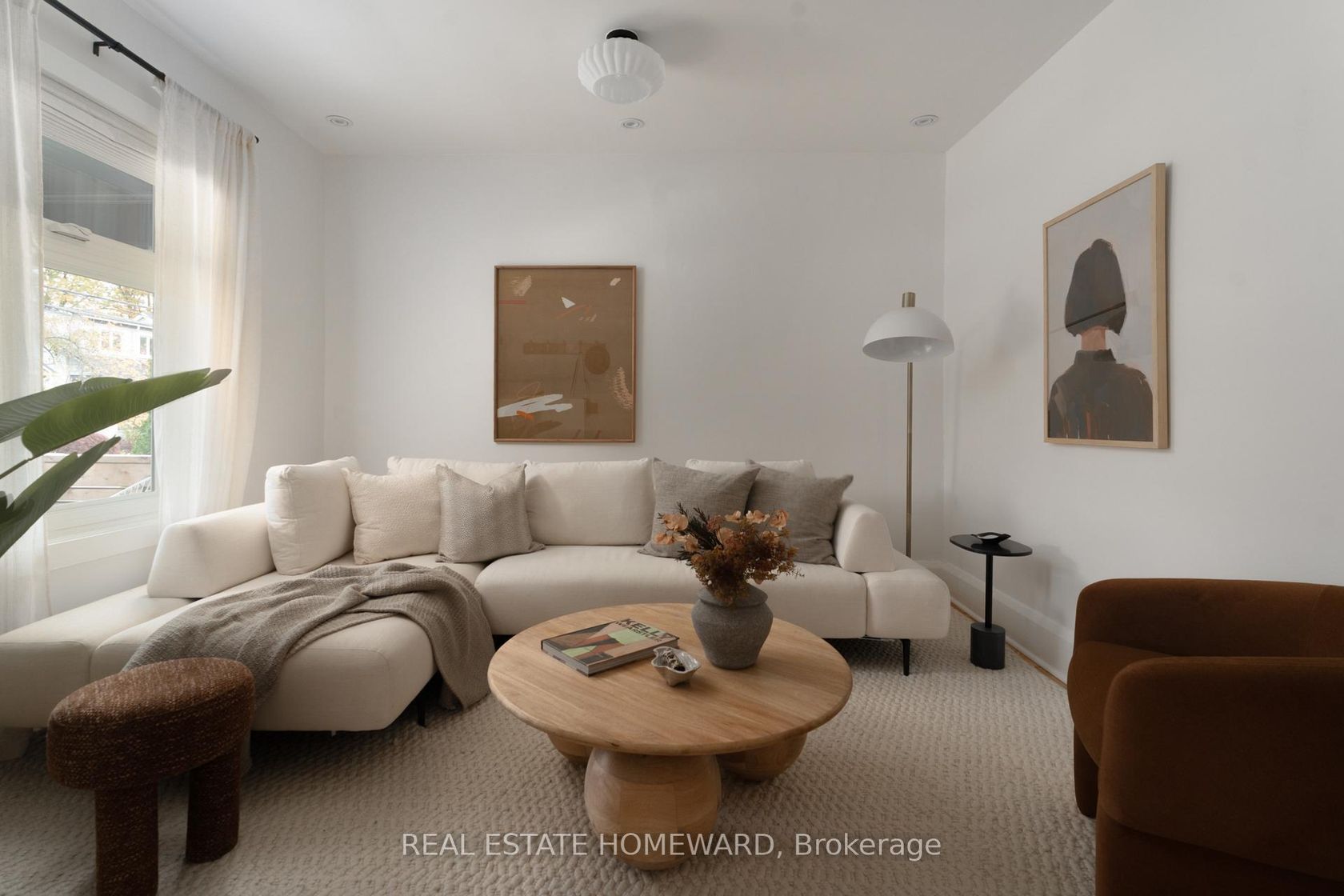 99 Newmarket Avenue, Danforth, Toronto by Loree Meneguzzi Real Estate 99 Newmarket Avenue, Danforth, Toronto