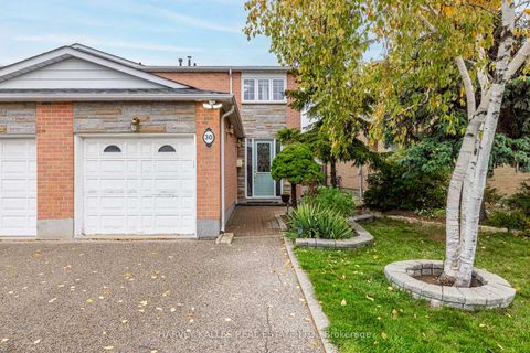 Photo 1 at 30 Brougham Drive, East Woodbridge, Vaughan