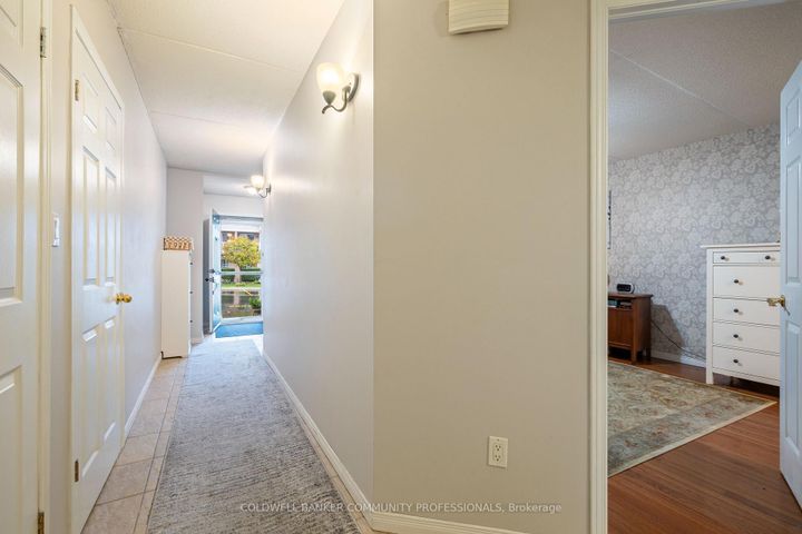 Photo 3 at 45 - 2737 King Street E, Greenford, Hamilton