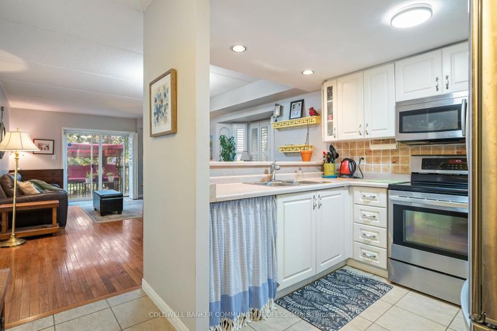 Photo 9 at 45 - 2737 King Street E, Greenford, Hamilton