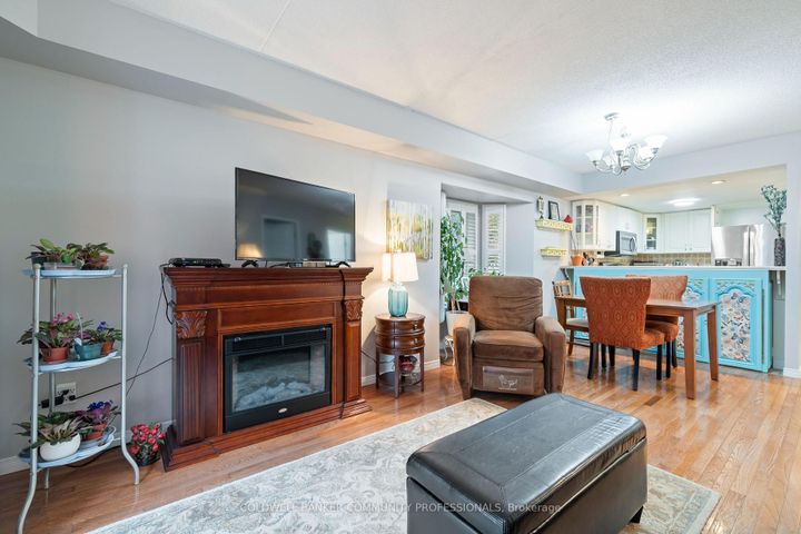 Photo 19 at 45 - 2737 King Street E, Greenford, Hamilton