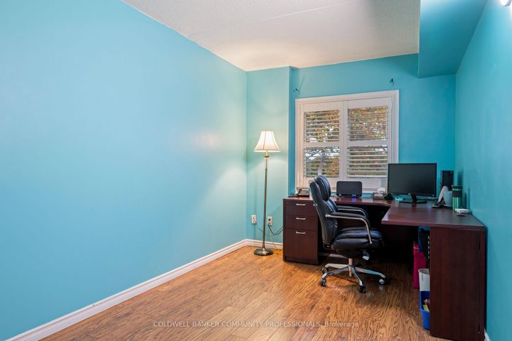 Photo 21 at 45 - 2737 King Street E, Greenford, Hamilton