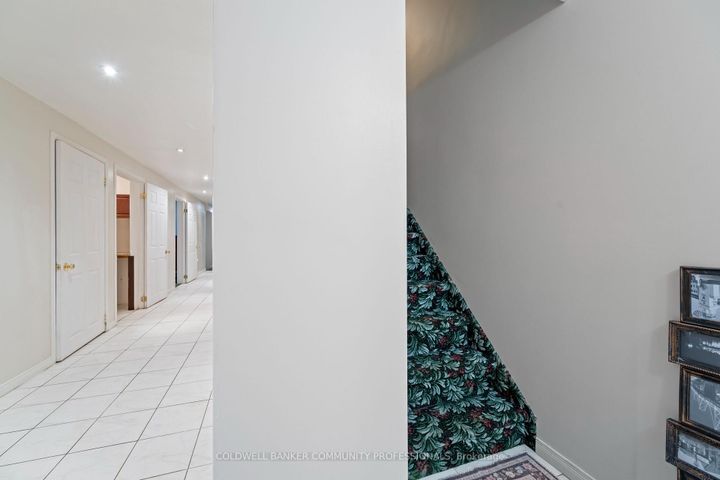 Photo 24 at 45 - 2737 King Street E, Greenford, Hamilton