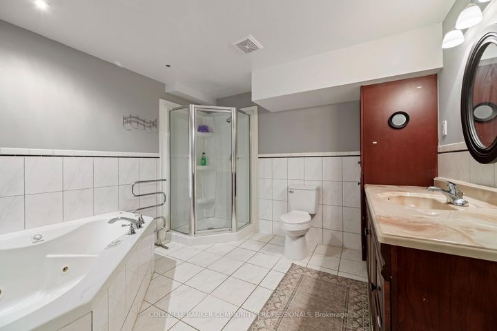 Photo 25 at 45 - 2737 King Street E, Greenford, Hamilton